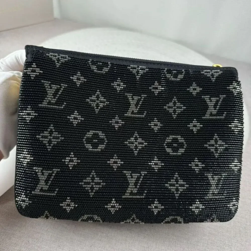 Louis Vuitton Women Pre-Loved Bag Very Good Condition